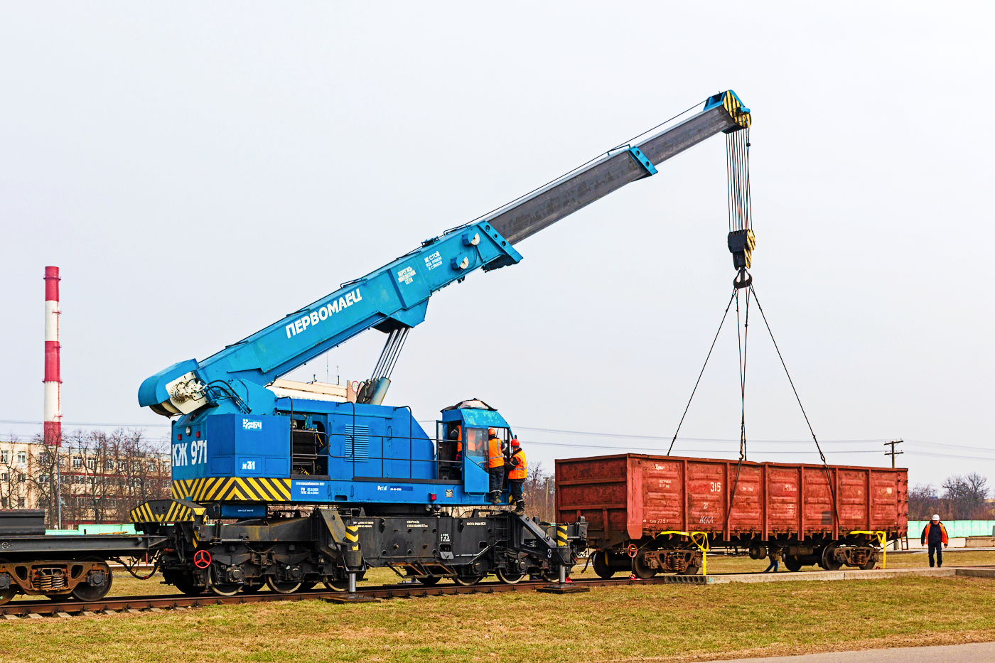 Crane of a railway recovery train